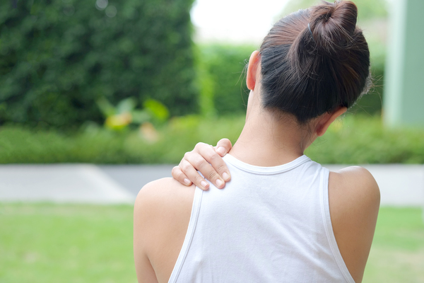 肩の痛みの原因について｜効果的なアプローチ法と日常で意識すべき点